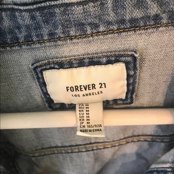 SOLD Jean jacket - Picture 5 of 7